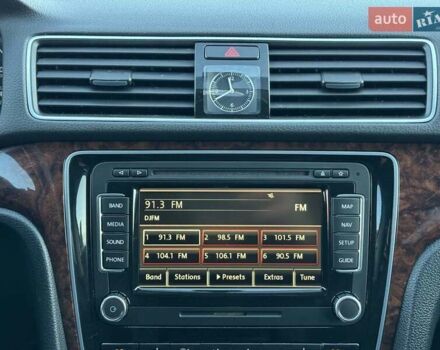 Білий Фольксваген Пассат, об'ємом двигуна 2 л та пробігом 222 тис. км за 14190 $, фото 27 на Automoto.ua