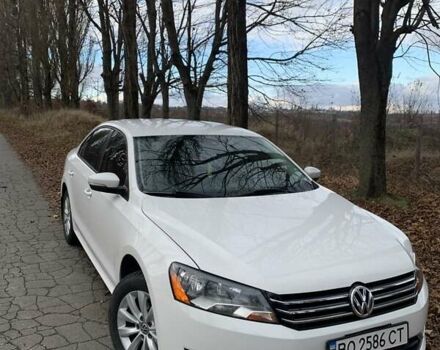 Белый Фольксваген Пассат, объемом двигателя 2.5 л и пробегом 121 тыс. км за 9800 $, фото 1 на Automoto.ua