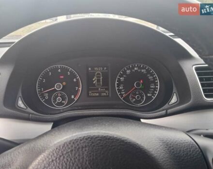 Білий Фольксваген Пассат, об'ємом двигуна 2.5 л та пробігом 174 тис. км за 11700 $, фото 16 на Automoto.ua