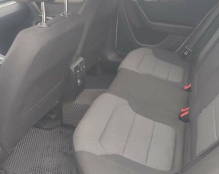 Белый Фольксваген Пассат, объемом двигателя 2 л и пробегом 203 тыс. км за 11200 $, фото 6 на Automoto.ua