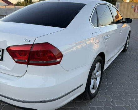 Білий Фольксваген Пассат, об'ємом двигуна 1.97 л та пробігом 180 тис. км за 12800 $, фото 4 на Automoto.ua