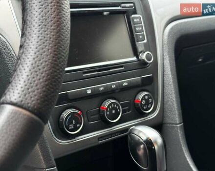 Білий Фольксваген Пассат, об'ємом двигуна 2.5 л та пробігом 206 тис. км за 9990 $, фото 18 на Automoto.ua