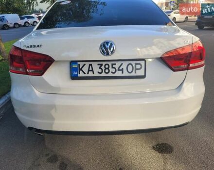 Белый Фольксваген Пассат, объемом двигателя 2.5 л и пробегом 278 тыс. км за 9300 $, фото 8 на Automoto.ua