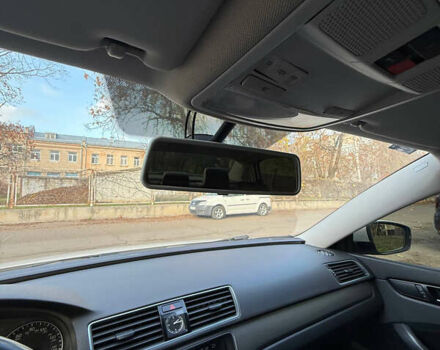 Білий Фольксваген Пассат, об'ємом двигуна 2.5 л та пробігом 220 тис. км за 10000 $, фото 24 на Automoto.ua