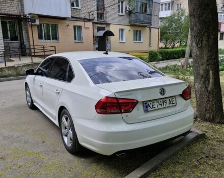 Білий Фольксваген Пассат, об'ємом двигуна 2.5 л та пробігом 120 тис. км за 12100 $, фото 3 на Automoto.ua