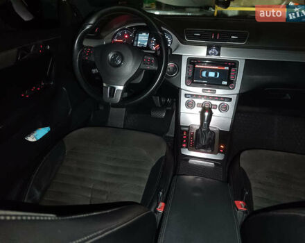 Белый Фольксваген Пассат, объемом двигателя 1.97 л и пробегом 295 тыс. км за 11800 $, фото 7 на Automoto.ua
