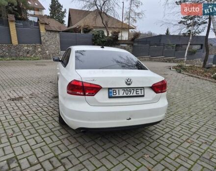 Белый Фольксваген Пассат, объемом двигателя 2.5 л и пробегом 250 тыс. км за 8000 $, фото 6 на Automoto.ua
