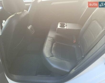 Белый Фольксваген Пассат, объемом двигателя 2.5 л и пробегом 278 тыс. км за 9300 $, фото 3 на Automoto.ua