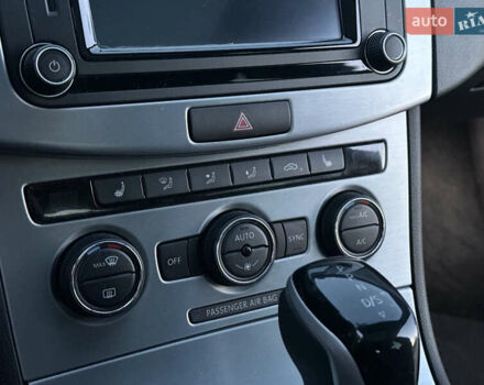 Фольксваген Пассат 2013 в Одессе на Automoto.ua Белый Фольксваген Пассат, объемом двигателя 1.98 л и пробегом 150 тыс. км за 12500 $, фото 61 на Automoto.ua