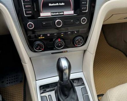 Білий Фольксваген Пассат, об'ємом двигуна 2 л та пробігом 180 тис. км за 11999 $, фото 5 на Automoto.ua