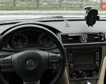 Білий Фольксваген Пассат, об'ємом двигуна 1.8 л та пробігом 151 тис. км за 11200 $, фото 10 на Automoto.ua