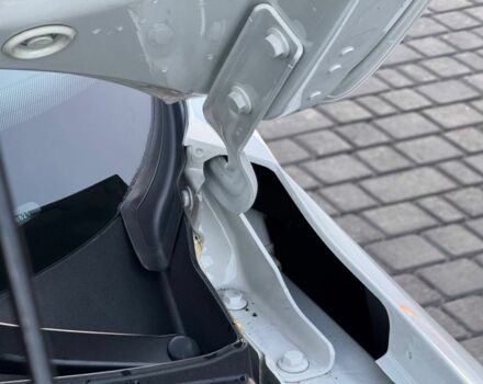 Белый Фольксваген Пассат, объемом двигателя 2 л и пробегом 151 тыс. км за 13200 $, фото 20 на Automoto.ua