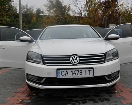 Белый Фольксваген Пассат, объемом двигателя 2 л и пробегом 195 тыс. км за 9000 $, фото 2 на Automoto.ua