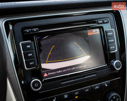 Белый Фольксваген Пассат, объемом двигателя 2 л и пробегом 149 тыс. км за 13250 $, фото 62 на Automoto.ua