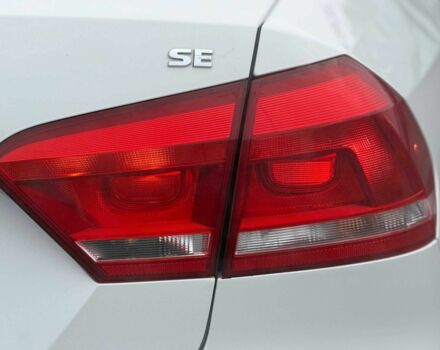 Белый Фольксваген Пассат, объемом двигателя 2.5 л и пробегом 250 тыс. км за 9000 $, фото 4 на Automoto.ua