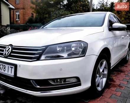 Белый Фольксваген Пассат, объемом двигателя 2 л и пробегом 195 тыс. км за 9000 $, фото 8 на Automoto.ua