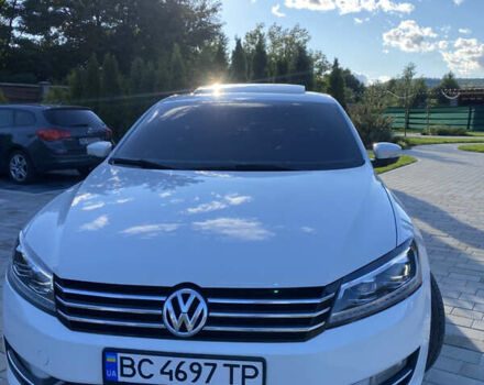 Белый Фольксваген Пассат, объемом двигателя 1.97 л и пробегом 270 тыс. км за 10999 $, фото 6 на Automoto.ua