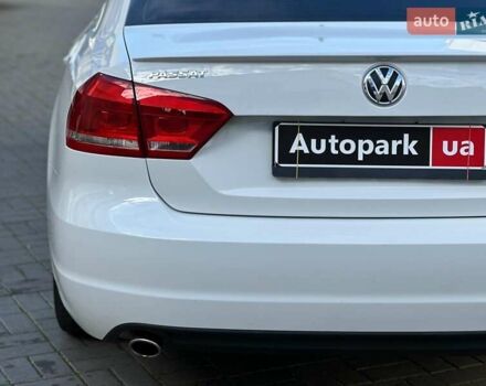 Білий Фольксваген Пассат, об'ємом двигуна 2.5 л та пробігом 159 тис. км за 10990 $, фото 11 на Automoto.ua