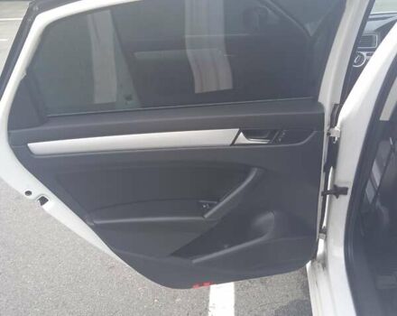 Білий Фольксваген Пассат, об'ємом двигуна 2.5 л та пробігом 174 тис. км за 11700 $, фото 21 на Automoto.ua