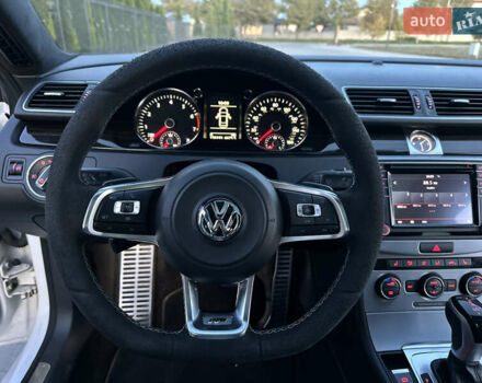 Фольксваген Пассат 2013 в Одессе на Automoto.ua Белый Фольксваген Пассат, объемом двигателя 1.98 л и пробегом 150 тыс. км за 12500 $, фото 52 на Automoto.ua