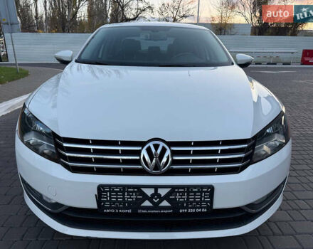 Білий Фольксваген Пассат, об'ємом двигуна 2 л та пробігом 152 тис. км за 12450 $, фото 12 на Automoto.ua