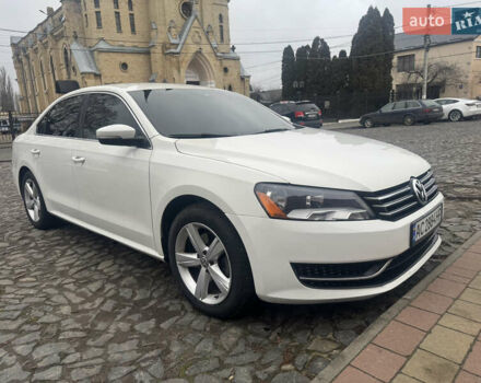 Белый Фольксваген Пассат, объемом двигателя 1.8 л и пробегом 261 тыс. км за 11500 $, фото 1 на Automoto.ua