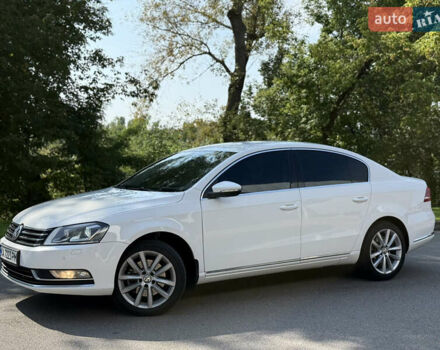 Білий Фольксваген Пассат, об'ємом двигуна 1.8 л та пробігом 210 тис. км за 8900 $, фото 3 на Automoto.ua