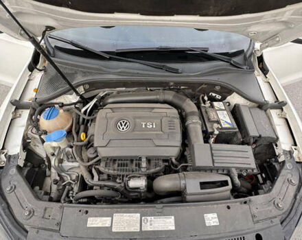 Белый Фольксваген Пассат, объемом двигателя 1.8 л и пробегом 211 тыс. км за 9800 $, фото 18 на Automoto.ua