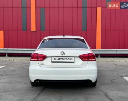Білий Фольксваген Пассат, об'ємом двигуна 2.5 л та пробігом 158 тис. км за 11290 $, фото 6 на Automoto.ua