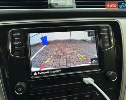 Белый Фольксваген Пассат, объемом двигателя 2.5 л и пробегом 249 тыс. км за 9900 $, фото 9 на Automoto.ua