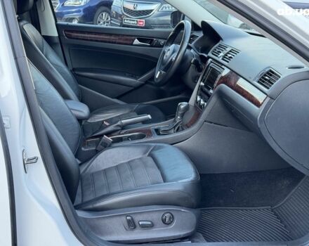 Белый Фольксваген Пассат, объемом двигателя 2 л и пробегом 222 тыс. км за 14190 $, фото 22 на Automoto.ua