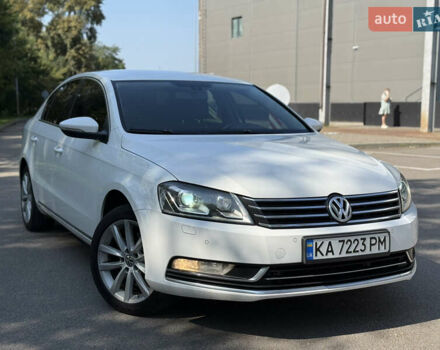 Білий Фольксваген Пассат, об'ємом двигуна 1.8 л та пробігом 210 тис. км за 8900 $, фото 8 на Automoto.ua
