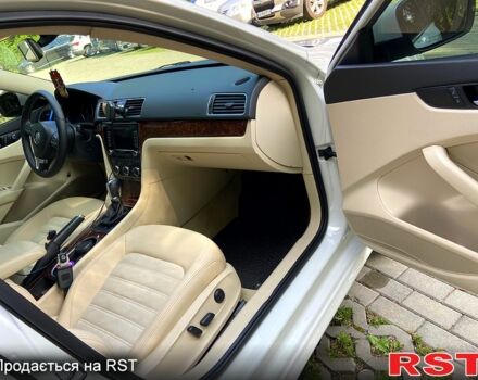 Белый Фольксваген Пассат, объемом двигателя 2 л и пробегом 236 тыс. км за 12100 $, фото 6 на Automoto.ua