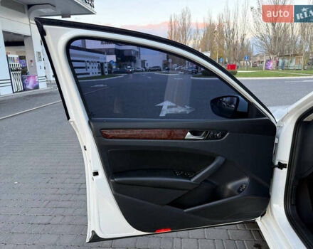 Белый Фольксваген Пассат, объемом двигателя 2 л и пробегом 154 тыс. км за 13200 $, фото 32 на Automoto.ua