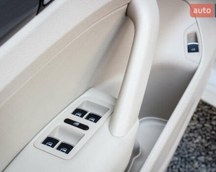 Белый Фольксваген Пассат, объемом двигателя 2 л и пробегом 149 тыс. км за 13250 $, фото 52 на Automoto.ua