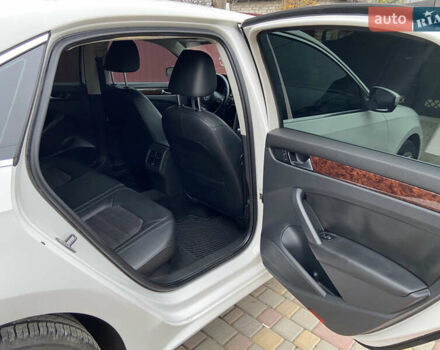 Белый Фольксваген Пассат, объемом двигателя 1.97 л и пробегом 270 тыс. км за 13200 $, фото 52 на Automoto.ua