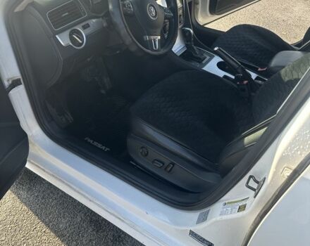 Белый Фольксваген Пассат, объемом двигателя 2 л и пробегом 342 тыс. км за 10000 $, фото 6 на Automoto.ua