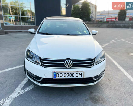 Белый Фольксваген Пассат, объемом двигателя 1.97 л и пробегом 260 тыс. км за 10600 $, фото 4 на Automoto.ua