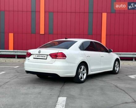 Білий Фольксваген Пассат, об'ємом двигуна 2.5 л та пробігом 158 тис. км за 11290 $, фото 7 на Automoto.ua