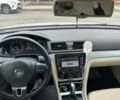 Білий Фольксваген Пассат, об'ємом двигуна 2.5 л та пробігом 226 тис. км за 8900 $, фото 6 на Automoto.ua