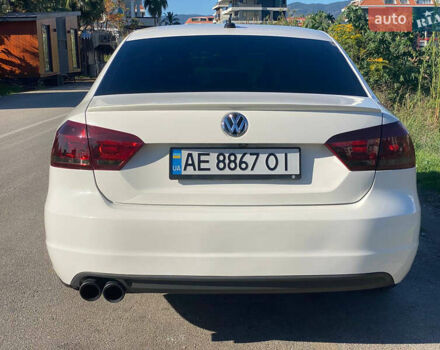 Белый Фольксваген Пассат, объемом двигателя 2.5 л и пробегом 126 тыс. км за 10600 $, фото 9 на Automoto.ua