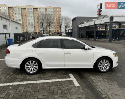 Белый Фольксваген Пассат, объемом двигателя 2.5 л и пробегом 249 тыс. км за 9900 $, фото 2 на Automoto.ua