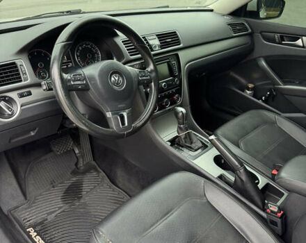 Белый Фольксваген Пассат, объемом двигателя 1.8 л и пробегом 211 тыс. км за 9800 $, фото 8 на Automoto.ua