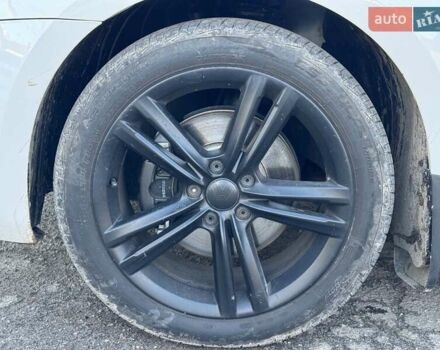 Білий Фольксваген Пассат, об'ємом двигуна 2 л та пробігом 222 тис. км за 14190 $, фото 9 на Automoto.ua