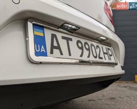 Белый Фольксваген Пассат, объемом двигателя 1.97 л и пробегом 340 тыс. км за 9950 $, фото 25 на Automoto.ua