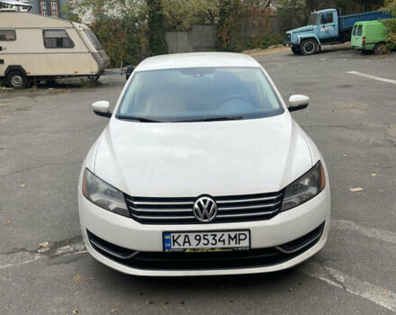 Белый Фольксваген Пассат, объемом двигателя 2.5 л и пробегом 197 тыс. км за 8500 $, фото 2 на Automoto.ua