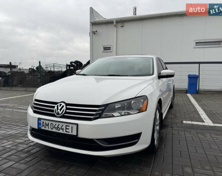 Белый Фольксваген Пассат, объемом двигателя 2.5 л и пробегом 249 тыс. км за 9900 $, фото 12 на Automoto.ua