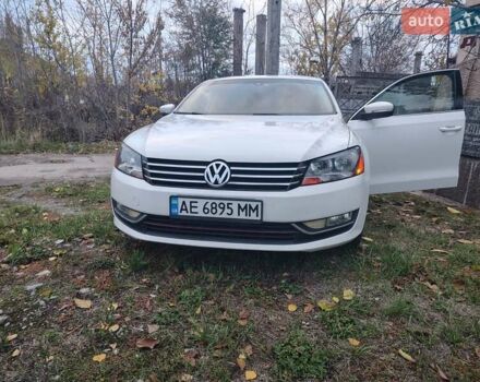 Фольксваген Пассат 2013 в Каменское - Днепродзержинск на Automoto.ua Белый Фольксваген Пассат, объемом двигателя 1.8 л и пробегом 206 тыс. км за 10299 $, фото 10 на Automoto.ua