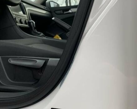 Белый Фольксваген Пассат, объемом двигателя 2.5 л и пробегом 121 тыс. км за 9800 $, фото 10 на Automoto.ua