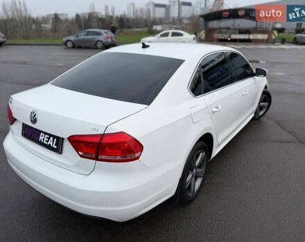Белый Фольксваген Пассат, объемом двигателя 2.5 л и пробегом 250 тыс. км за 9000 $, фото 3 на Automoto.ua